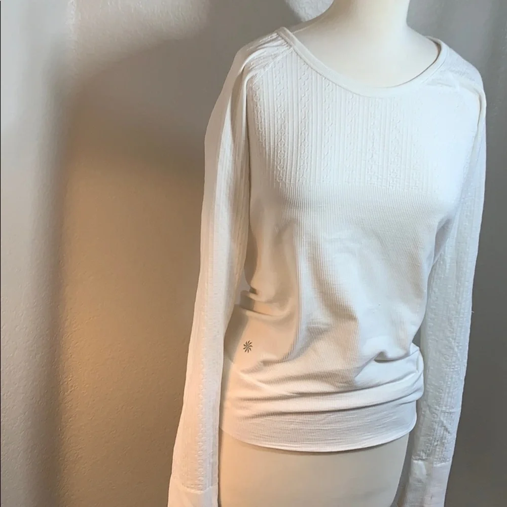 bright white athleta long sleeve top size LG - Picture 3 of 7